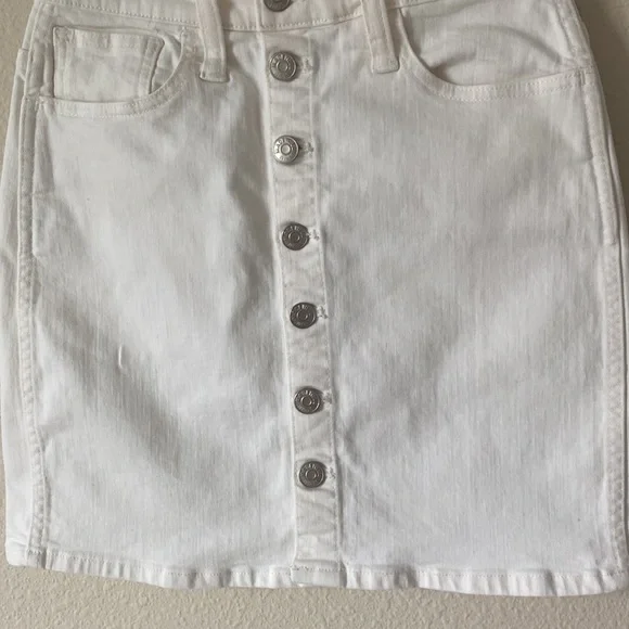 Madewell Women’s  Stretch ButtonFront White Denim Straight Mini Skirt Edition 24 - Picture 9 of 15